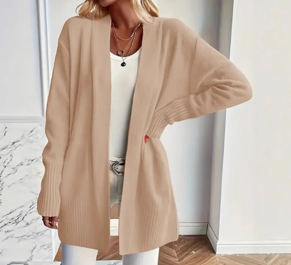 Linnéa - Mjuk Stickad Långkofta